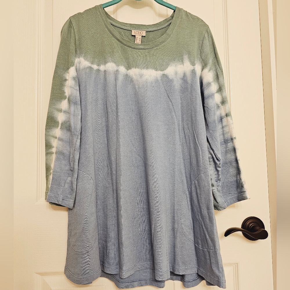 LOGO- Tunic length shirt- Small